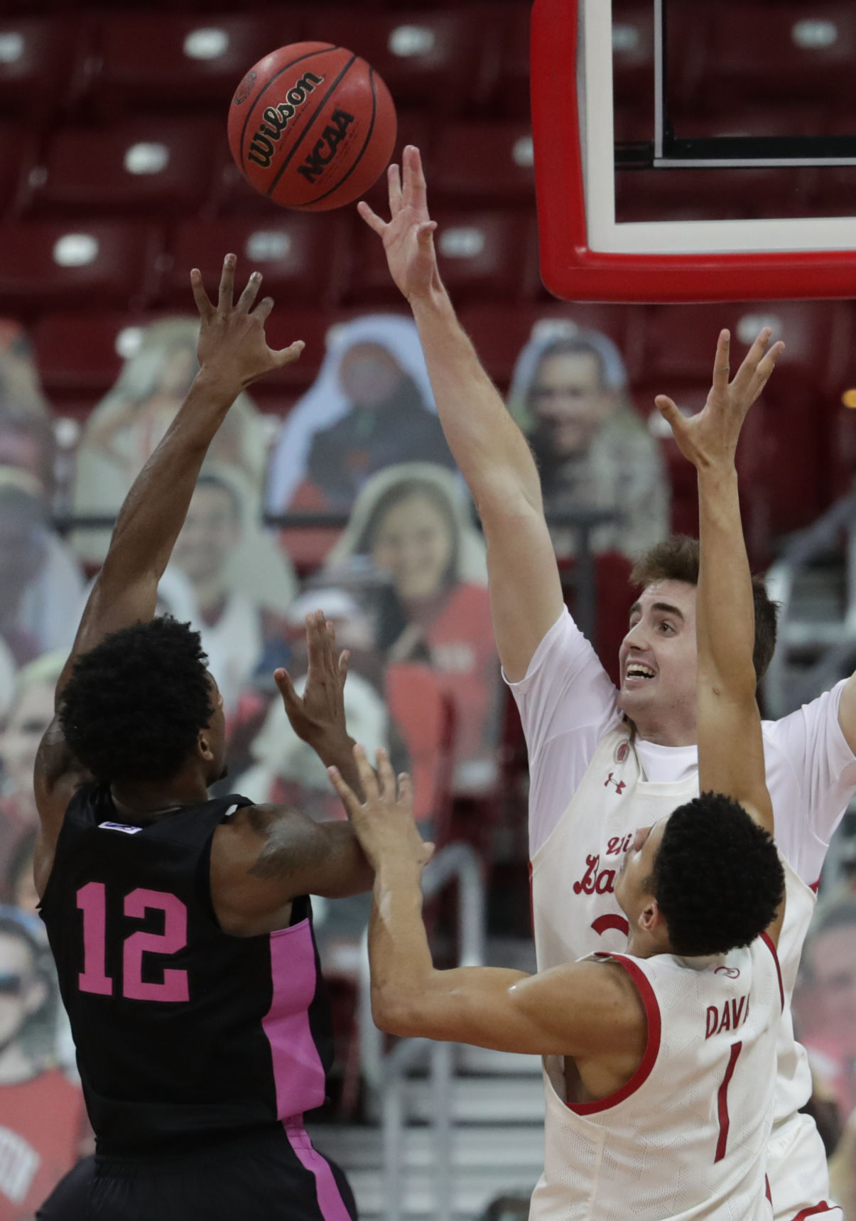 UW 72, Penn State 56